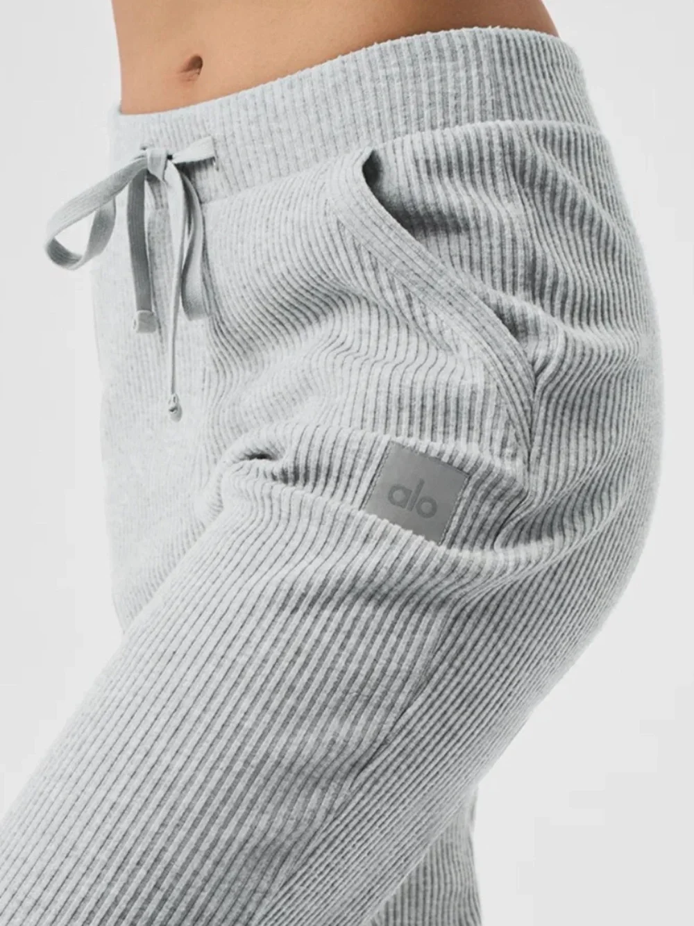 ALO Yoga Muse Jogger Sweatpants in Athletic Heather Grey